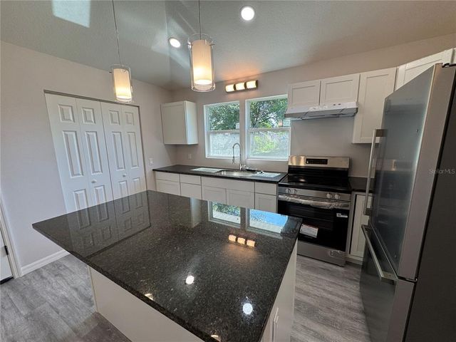 513 ORANGE STREET, Auburndale, FL 33823