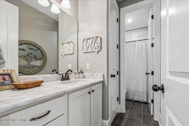 3929 Summer Pointe Drive, Olive Branch, MS 38654