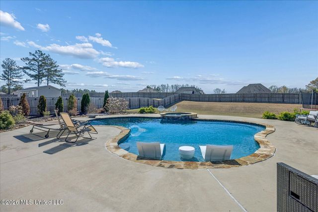 3929 Summer Pointe Drive, Olive Branch, MS 38654
