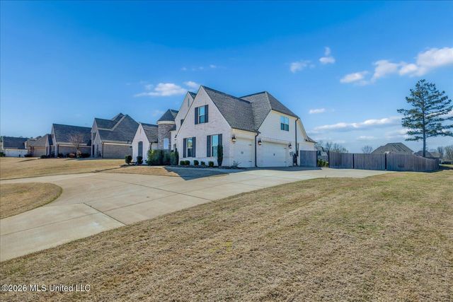 3929 Summer Pointe Drive, Olive Branch, MS 38654