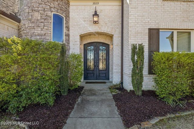 3929 Summer Pointe Drive, Olive Branch, MS 38654