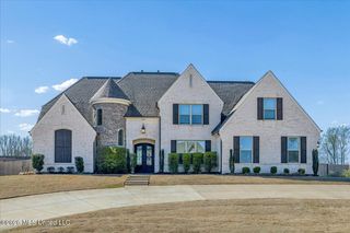 3929 Summer Pointe Drive, Olive Branch, MS 38654