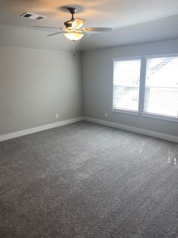 676 The Cottages Drive, Godley, TX 76044