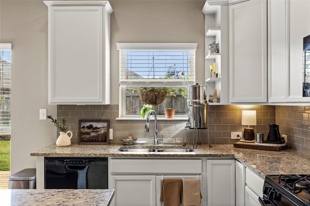 114 Dudley Road, Montgomery, TX 77356