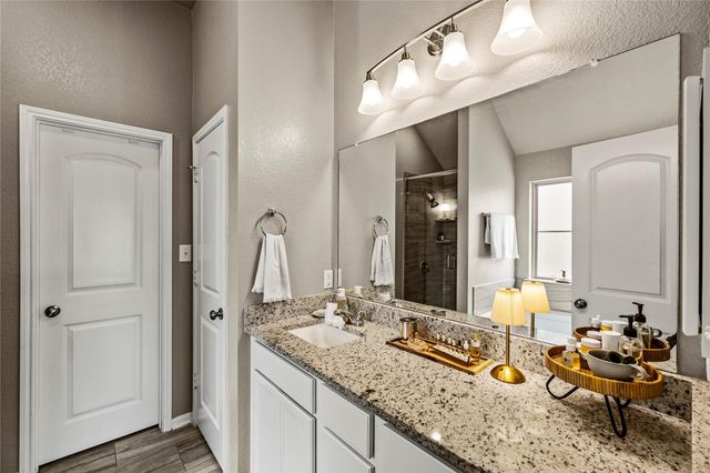 114 Dudley Road, Montgomery, TX 77356