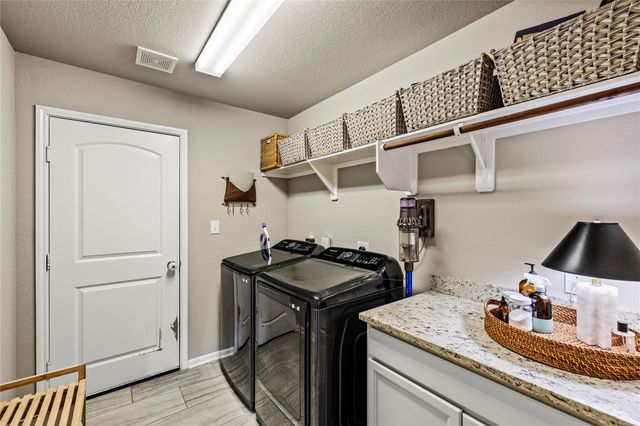 114 Dudley Road, Montgomery, TX 77356