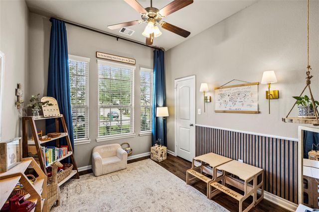 114 Dudley Road, Montgomery, TX 77356