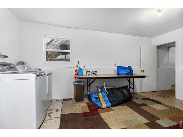 1200 Ash Dr, Fort Collins, CO 80521