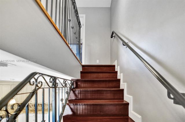 2901 Dorchester Ln, Cooper City, FL 33026