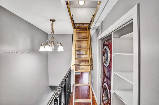 2901 Dorchester Ln, Cooper City, FL 33026