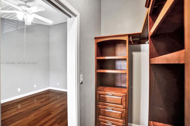 2901 Dorchester Ln, Cooper City, FL 33026