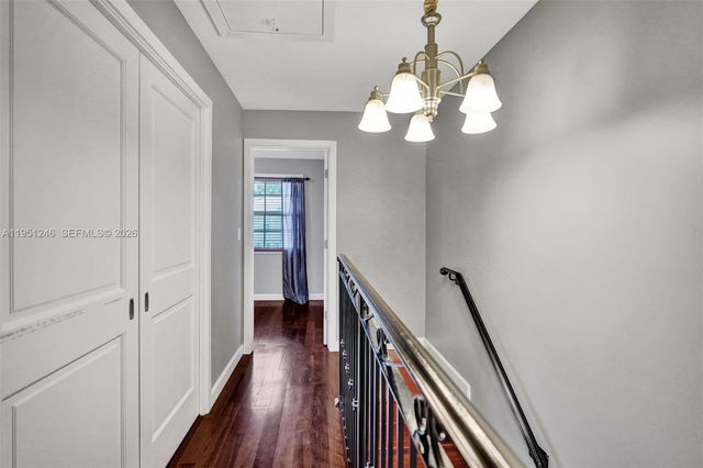 2901 Dorchester Ln, Cooper City, FL 33026