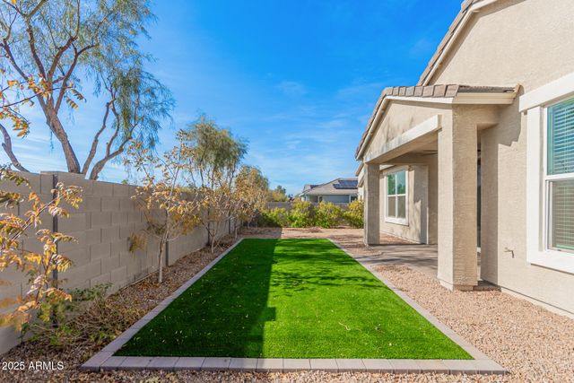 707 W HARTFORD Avenue, Phoenix, AZ 85023