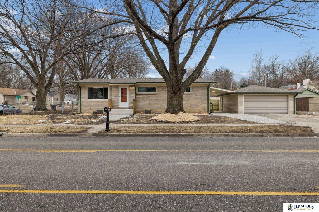 4345 Van Dorn Street, Lincoln, NE 68506