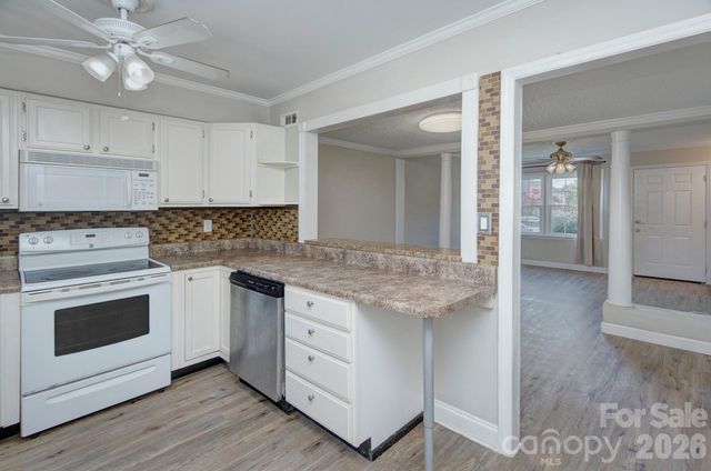 6242 Old Pineville Road A, Charlotte, NC 28217