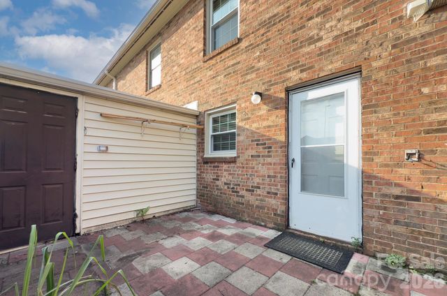 6242 Old Pineville Road A, Charlotte, NC 28217