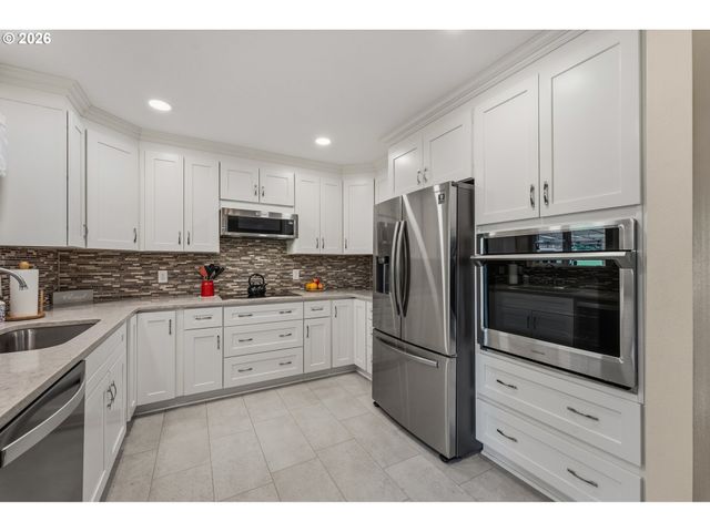 15935 Sw ROYALTY Pkwy, King City, OR 97224