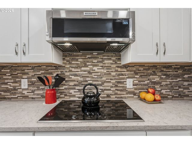 15935 Sw ROYALTY Pkwy, King City, OR 97224