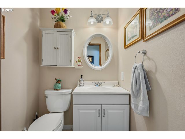 15935 Sw ROYALTY Pkwy, King City, OR 97224