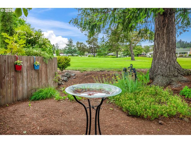 15935 Sw ROYALTY Pkwy, King City, OR 97224