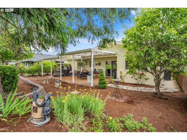 15935 Sw ROYALTY Pkwy, King City, OR 97224