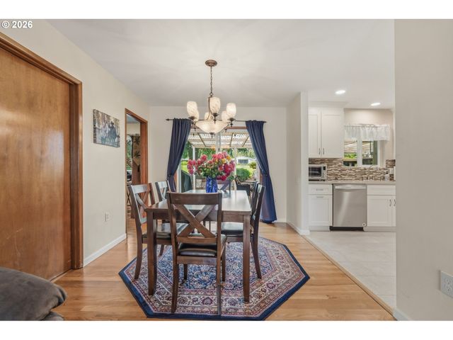 15935 Sw ROYALTY Pkwy, King City, OR 97224