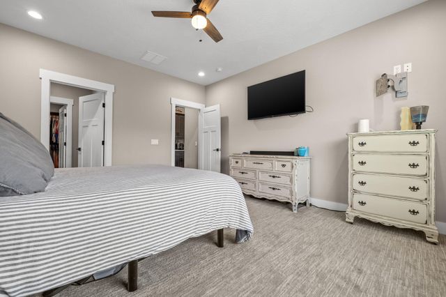 2127 N Bradbury Lane, Ozark, MO 65721