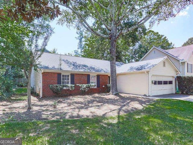 650 Radford Circle, Woodstock, GA 30188