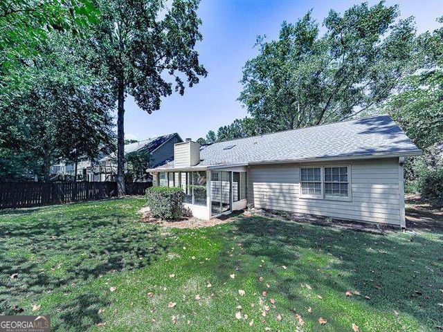 650 Radford Circle, Woodstock, GA 30188