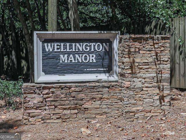650 Radford Circle, Woodstock, GA 30188