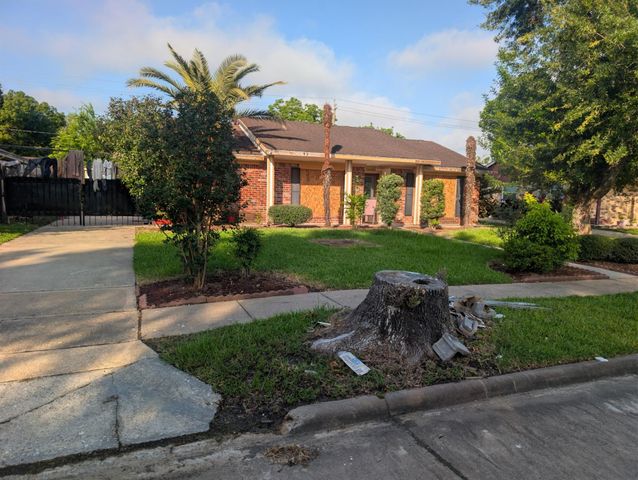 11302 Sageheather Drive, Houston, TX 77089