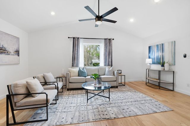 2905 Brinwood Ave, Austin, TX 78704