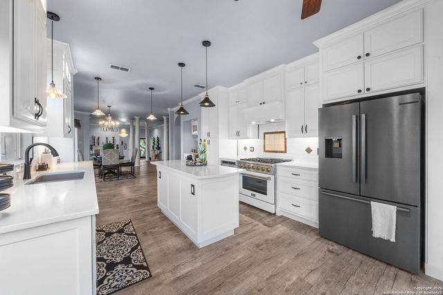 35 Galleria, San Antonio, TX 78257