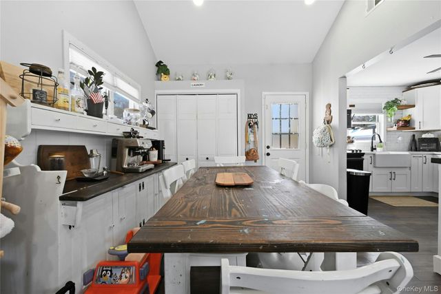 418 Old Farmingdale Road, West Babylon, NY 11704