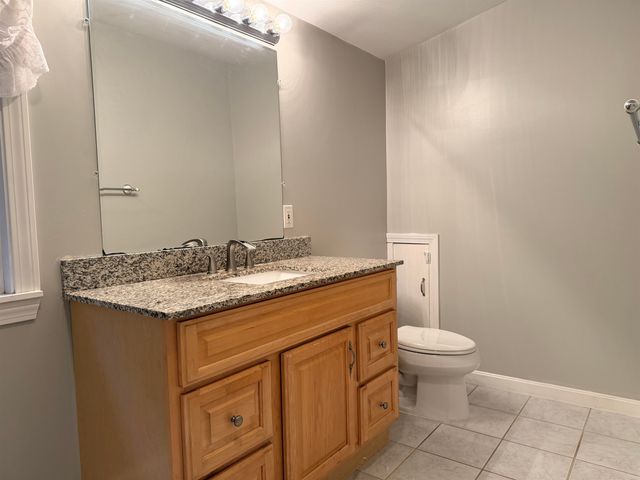 18 Windsor Drive, Amherst, NH 03031