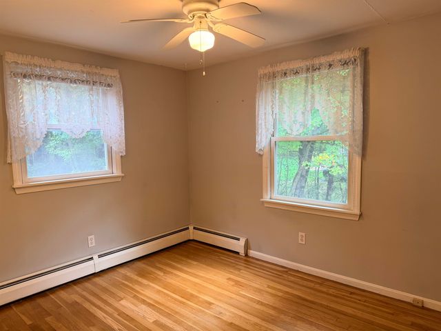 18 Windsor Drive, Amherst, NH 03031