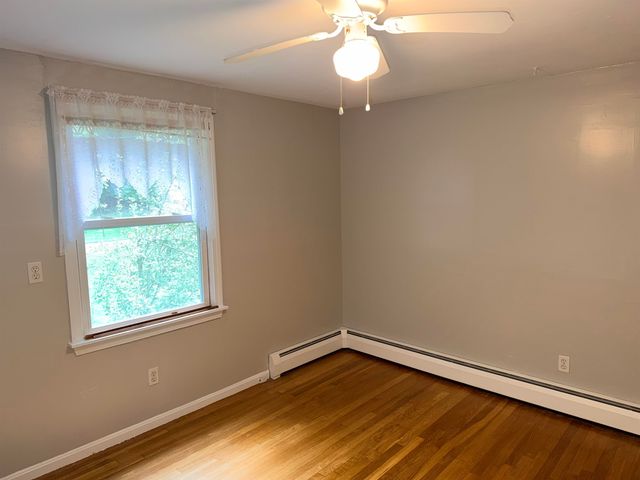 18 Windsor Drive, Amherst, NH 03031