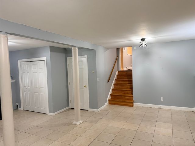 18 Windsor Drive, Amherst, NH 03031