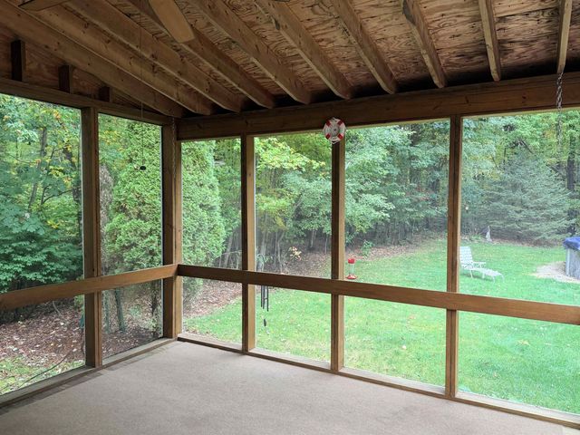 18 Windsor Drive, Amherst, NH 03031