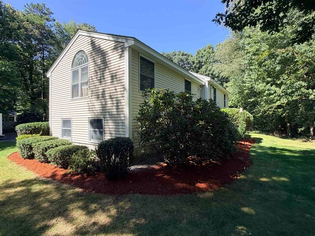 18 Windsor Drive, Amherst, NH 03031