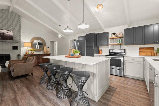 3755 Woods Creek Drive, Young Harris, GA 30582