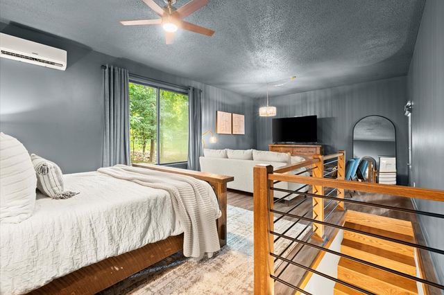 3755 Woods Creek Drive, Young Harris, GA 30582