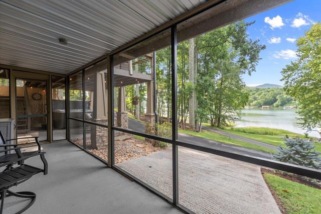 3755 Woods Creek Drive, Young Harris, GA 30582