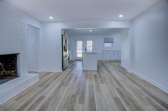 7225 Pineneedle Drive, Covington, GA 30014