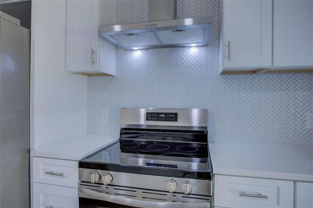 7225 Pineneedle Drive, Covington, GA 30014
