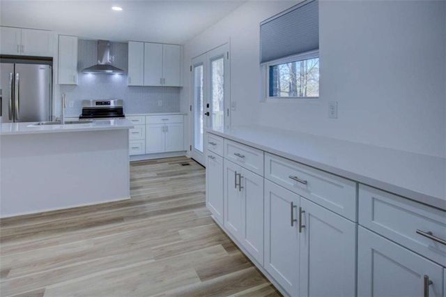 7225 Pineneedle Drive, Covington, GA 30014