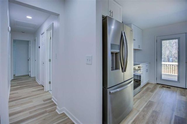 7225 Pineneedle Drive, Covington, GA 30014