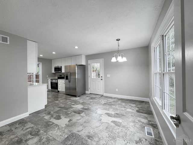 5426 Whetsel Avenue, Cincinnati, OH 45227