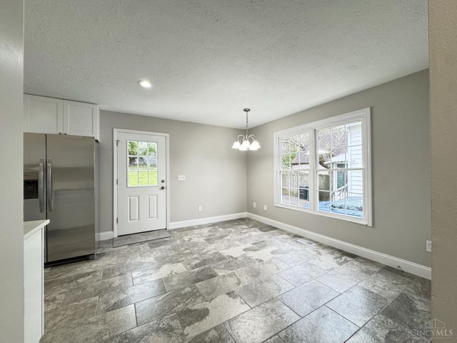 5426 Whetsel Avenue, Cincinnati, OH 45227
