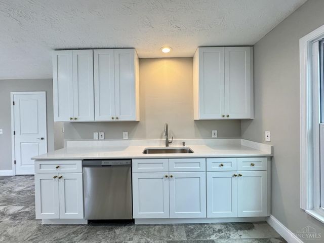 5426 Whetsel Avenue, Cincinnati, OH 45227